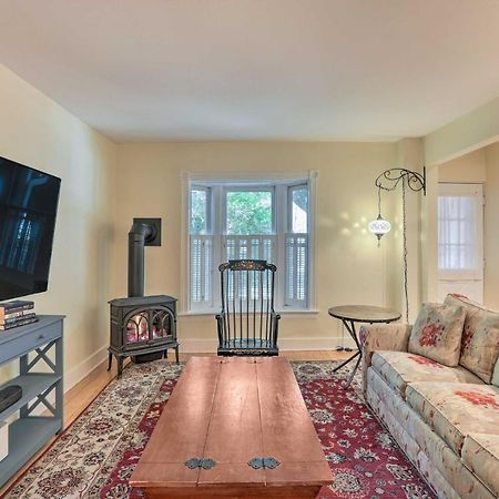 Charming Lambertville Retreat - 1 Mi To River! Exterior photo